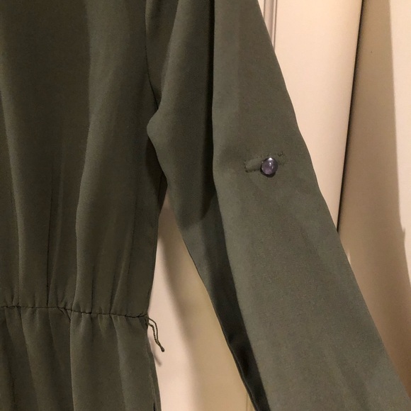 ☀️ Rebellion Olive Green Jumpsuit Size M - Picture 10 of 10